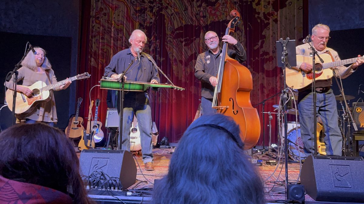Gordon Lightfoot Smiles on Portland / At Alberta Rose Theater / Friday