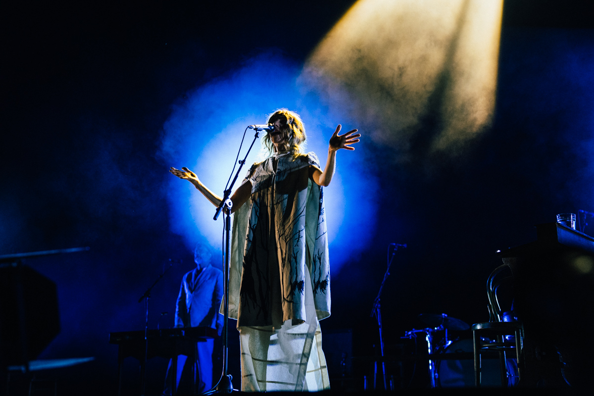 An Evening With PJ Harvey at the Moda Center on 10/07/24