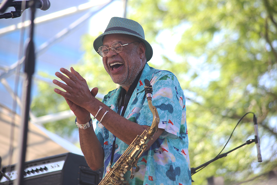 Reggie Houston moving back to New Orleans