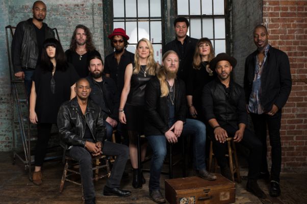 Tedeschi Trucks Band headlines the 2016 Safeway Waterfront Blues Festival