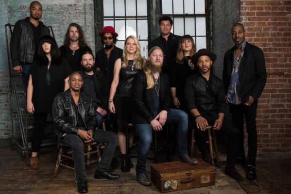 Tedeschi Trucks Band named Band of the Year at 2017 Blues Music Awards