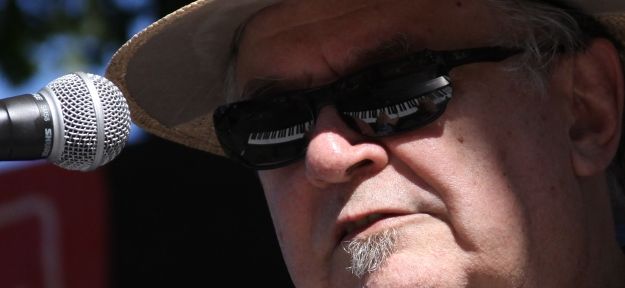 David Vest brought his Gulf Coast boogie to the 2016 Waterfront Blues Festival // Photo by Scott Cunningham