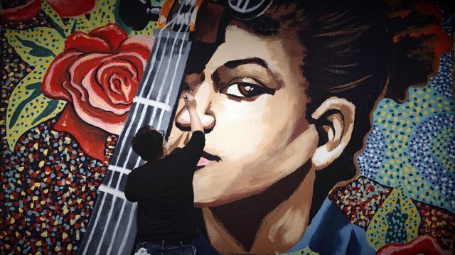 Mural by Alex Chiu, Photo by Adolfo Cantu Villarreal